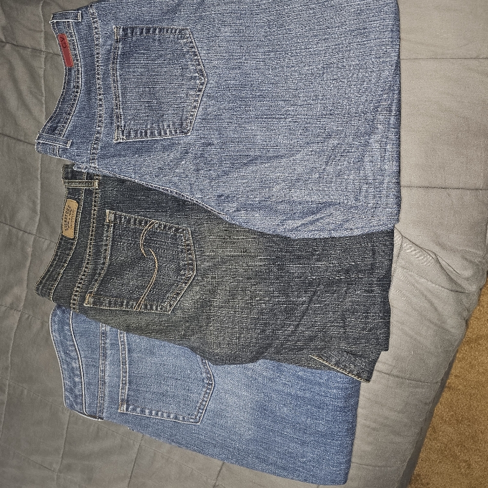 Jean lot of 3